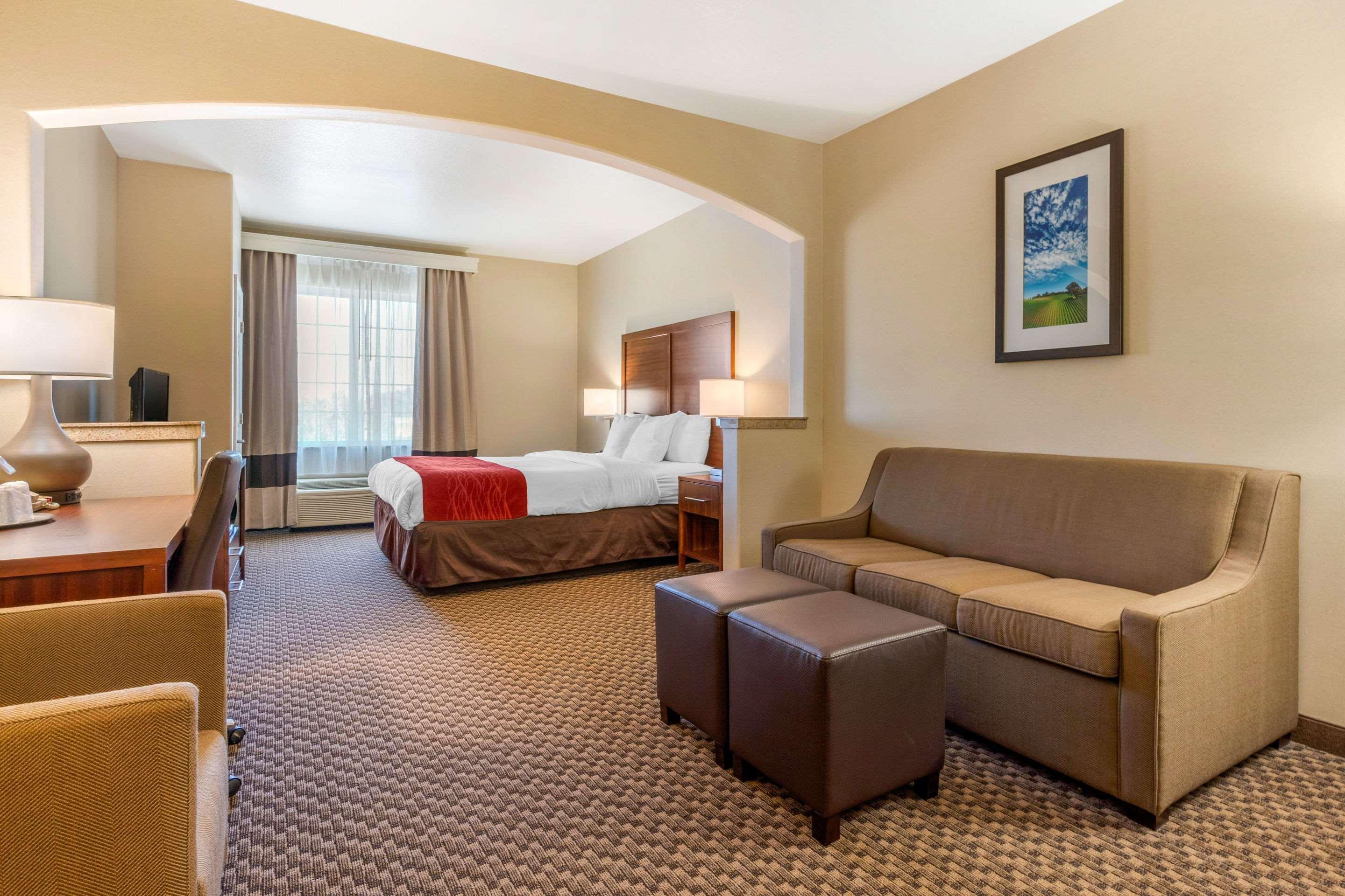 Comfort Inn & Suites Galt - Lodi North Extérieur photo