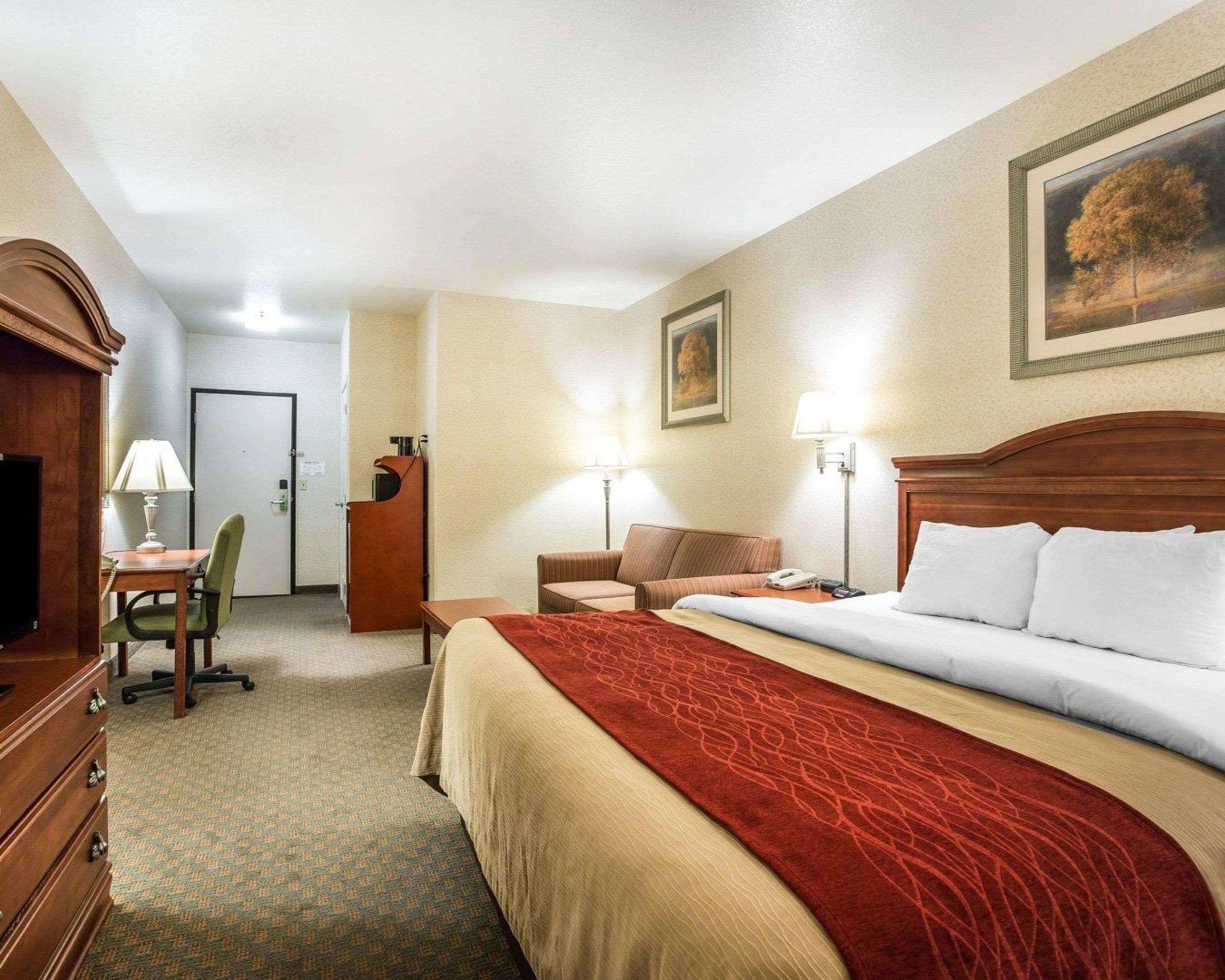 Comfort Inn & Suites Galt - Lodi North Extérieur photo